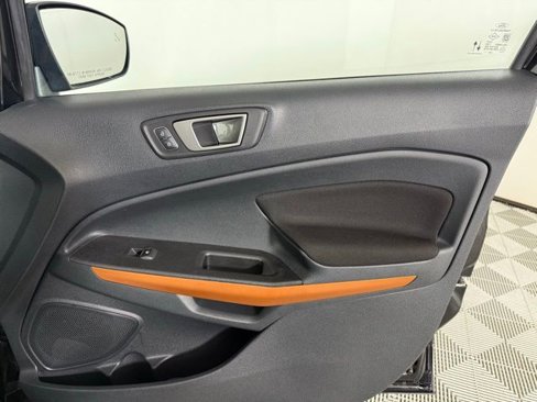 Used 2021 Ford EcoSport SE w/ SE Convenience Package image 35