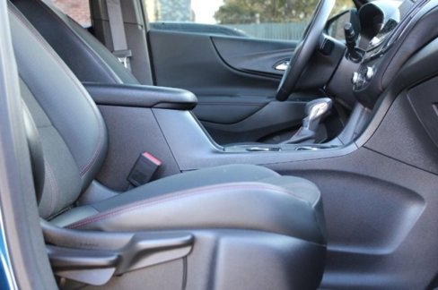 Used 2022 Chevrolet Equinox RS w/ Infotainment Package image 41