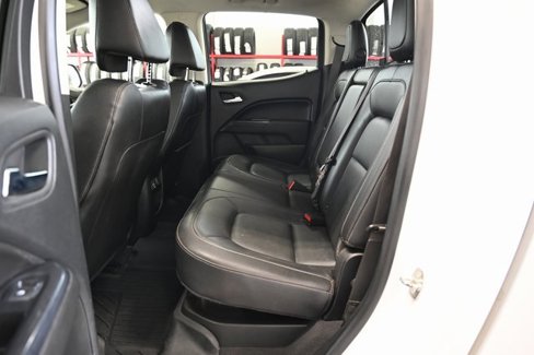Used 2020 Chevrolet Colorado LT w/ Luxury Package image 12