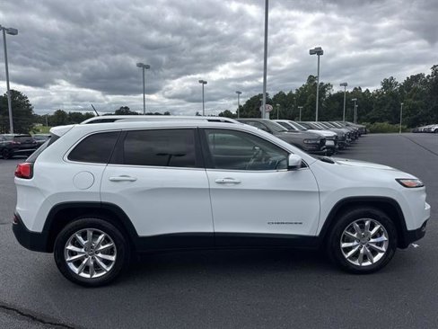 Used 2015 Jeep Cherokee Limited image 4