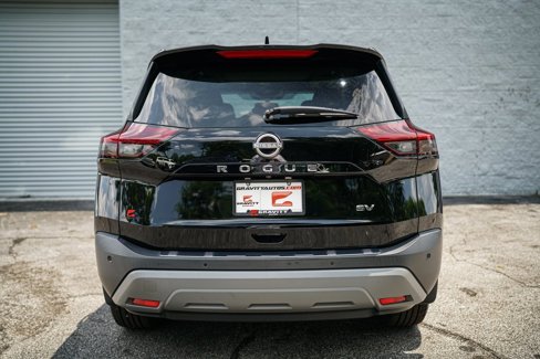 Used 2023 Nissan Rogue SV image 13