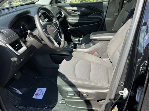Certified 2022 GMC Terrain SLE w/ Driver Convenience Package image 16
