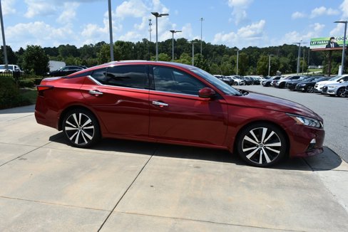 Used 2020 Nissan Altima 2.5 Platinum image 11
