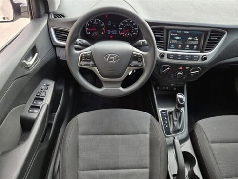 Used 2020 Hyundai Accent SEL image 14