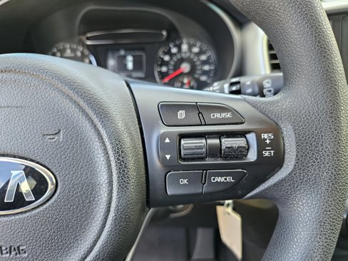 Used 2017 Kia Sorento L image 28