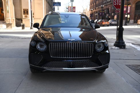New 2025 Bentley Bentayga Extended Wheelbase image 2