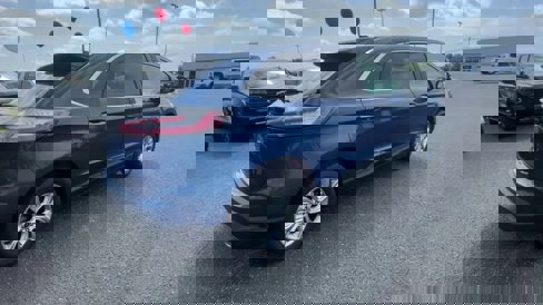 Used 2022 Ford Edge Titanium image 9