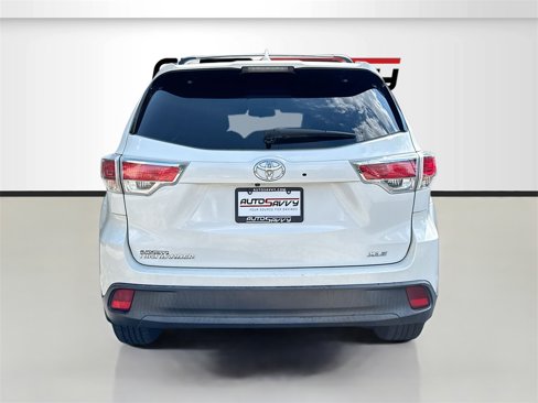 Used 2015 Toyota Highlander XLE image 6