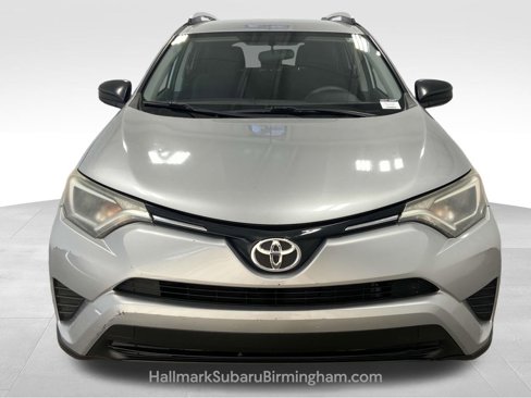 Used 2016 Toyota RAV4 LE image 6