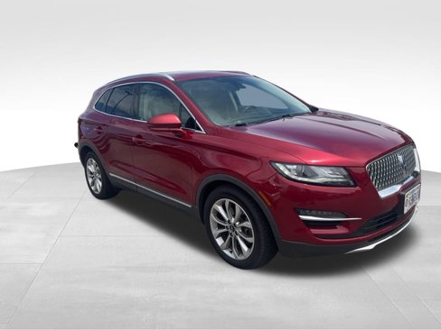 Used 2019 Lincoln MKC Select w/ Select Plus Package image 2