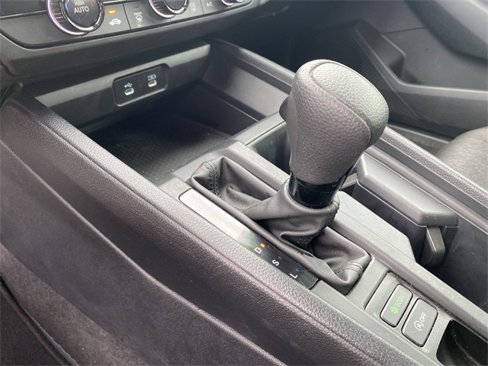 Used 2023 Honda Accord LX image 17
