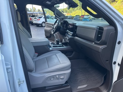 Certified 2024 GMC Sierra 1500 SLT w/ SLT Premium Plus Package image 18