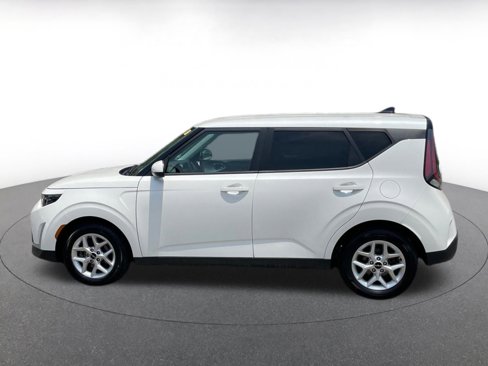 Used 2023 Kia Soul LX w/ Option Group 015 image 8