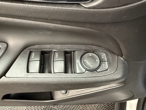 Used 2019 Chevrolet Equinox Premier image 11