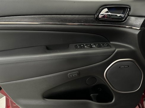 Certified 2019 Jeep Grand Cherokee High Altitude image 24