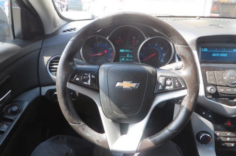 Used 2014 Chevrolet Cruze LT image 47