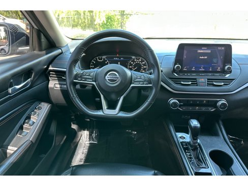 Used 2022 Nissan Altima 2.5 SR image 15