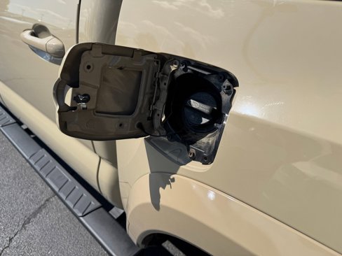 Used 2018 Toyota Tacoma TRD Sport image 28