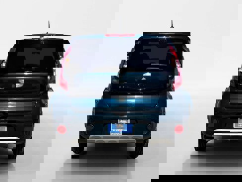 Used 2019 Kia Soul + image 5