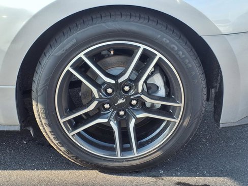 Used 2022 Ford Mustang Premium image 23