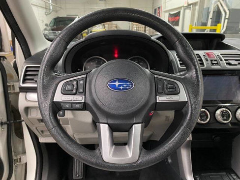 Used 2017 Subaru Forester 2.5i Premium image 21