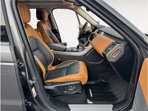 Used 2019 Land Rover Range Rover Sport HSE Dynamic image 15