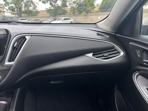 Used 2024 Chevrolet Malibu LT image 35
