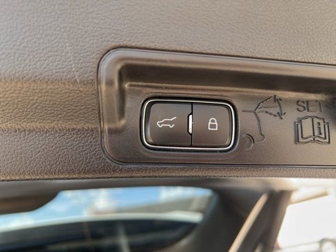 Used 2021 Ford Explorer Limited w/ Equipment Group 301A image 20