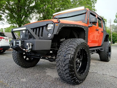 Used 2015 Jeep Wrangler Unlimited Sport image 2