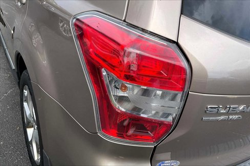 Used 2015 Subaru Forester 2.5i Touring w/ Eyesight & Navigation System image 27