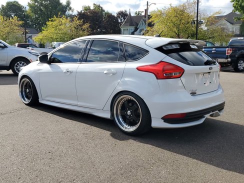 Used 2015 Ford Focus ST image 4