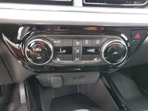 New 2025 Chevrolet Trax LT w/ Driver Confidence Package image 34