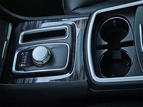 Used 2022 Chrysler 300 Touring L image 23