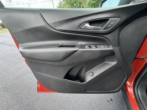 Used 2020 Chevrolet Equinox LT image 14