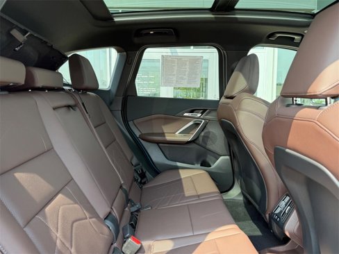 Used 2025 BMW X1 xDrive28i image 10
