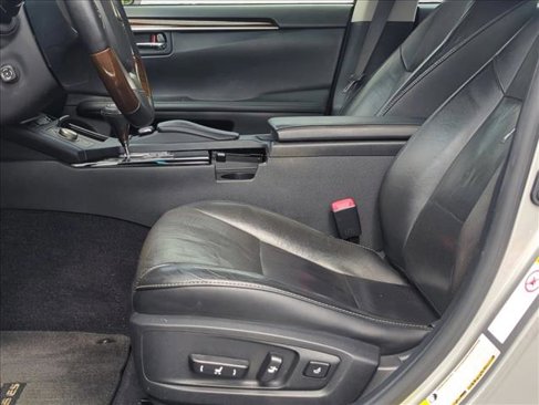 Used 2015 Lexus ES 350 image 19