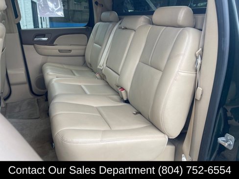 Used 2013 Chevrolet Avalanche LT w/ All-Star Edition image 23