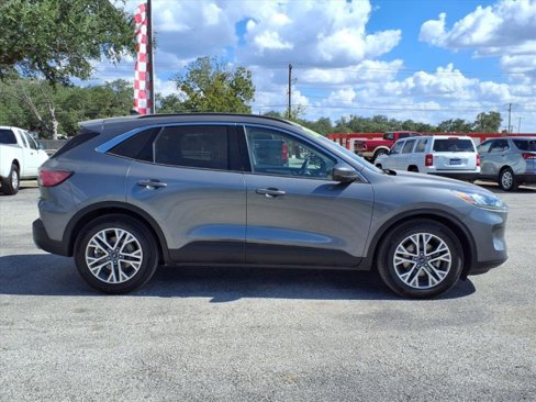 Used 2021 Ford Escape SEL image 2