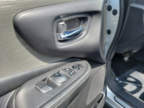 Used 2015 Nissan Murano Platinum image 18