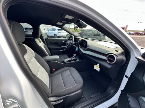 New 2025 Chevrolet Trax RS w/ Driver Confidence Package image 25