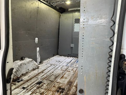 Used 2017 Ford Transit 350 130 Medium Roof image 21