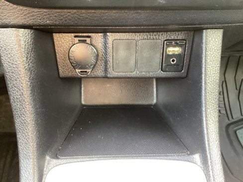 Used 2015 Toyota Corolla L image 15