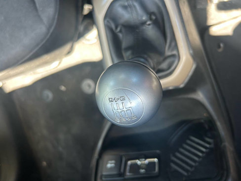 Used 2017 Jeep Renegade Sport image 4