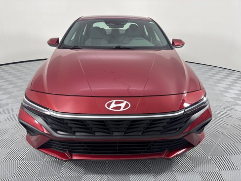 Used 2024 Hyundai Elantra SE image 6