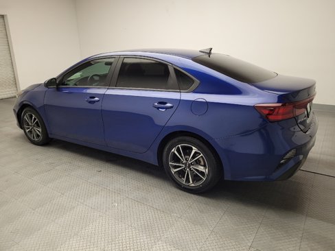 Used 2023 Kia Forte LXS image 3