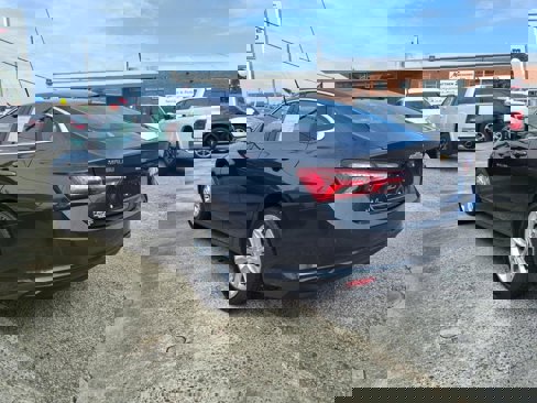 Used 2020 Chevrolet Malibu LT image 9