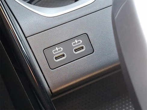 New 2025 BMW X1 xDrive28i w/ Premium Package image 17