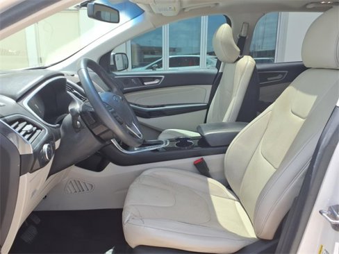 Used 2017 Ford Edge Titanium w/ Equipment Group 301A image 18