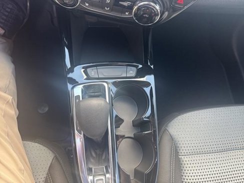 New 2025 Chevrolet Trax LT w/ Driver Confidence Package image 15