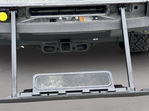 Used 2023 Ford F250 Lariat w/ Tremor Off-Road Package image 70